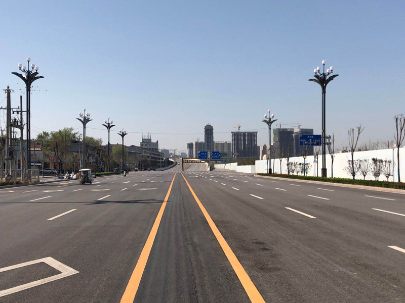 商丘歸德北路13米組合燈